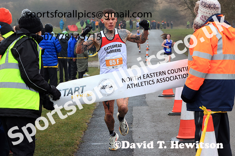 Senior Men and Over-35s to 49s Mens 2025 NECAA Royal Signals Road Relays Champs.,  Hetton Lyons Country Park, Hetton le Hole, County Durham. Photo: David T. Hewitson/Sports for All Pics